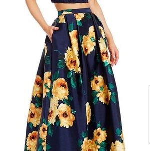 B. Darlin formal dress. Very pretty! Skirtpockets!